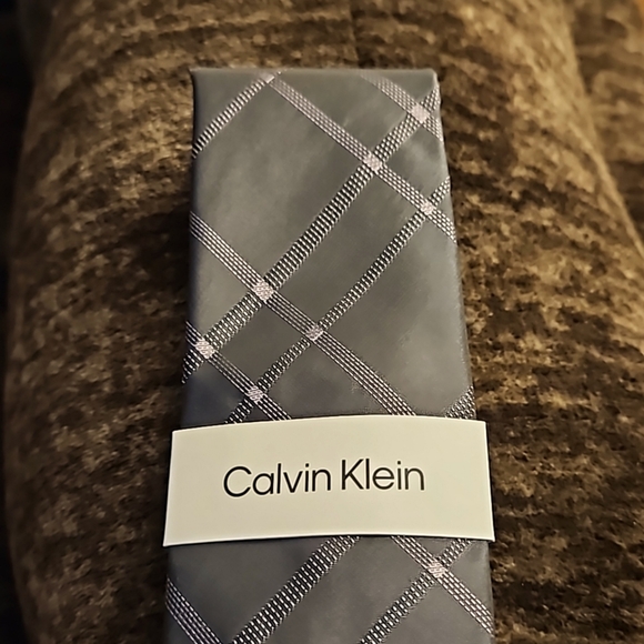NWT Calvin Klein Tie gray and purple - Picture 2 of 9